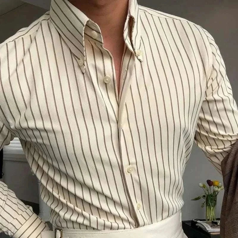 Chemise de smoking britannique à rayures