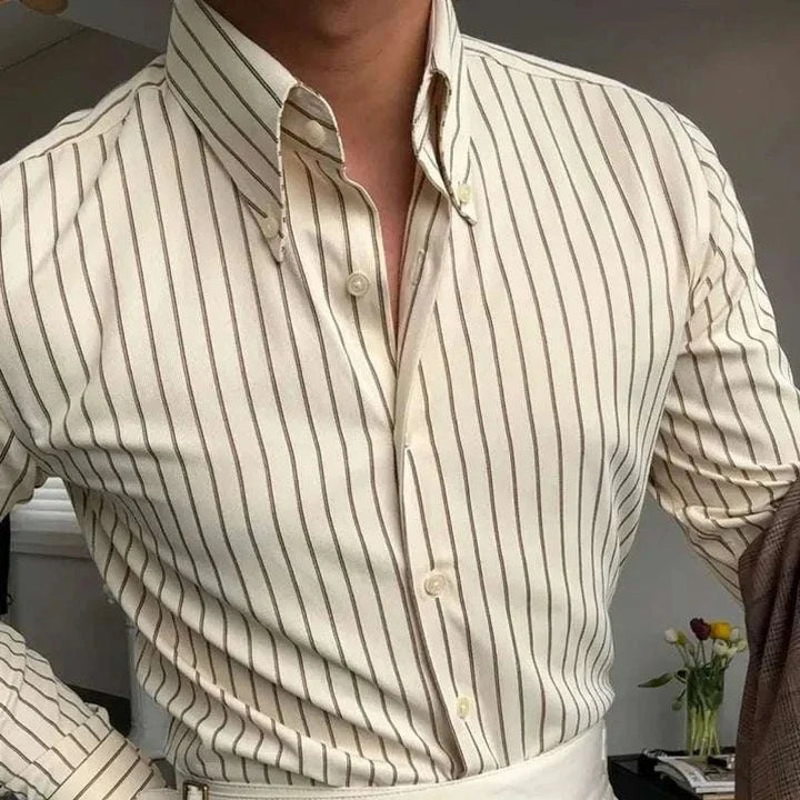 Chemise de smoking britannique à rayures