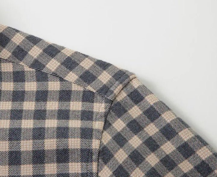 Chemise business à carreaux et manches longues