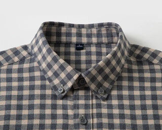 Chemise business à carreaux et manches longues