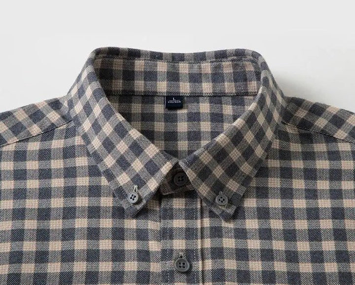 Chemise business à carreaux et manches longues