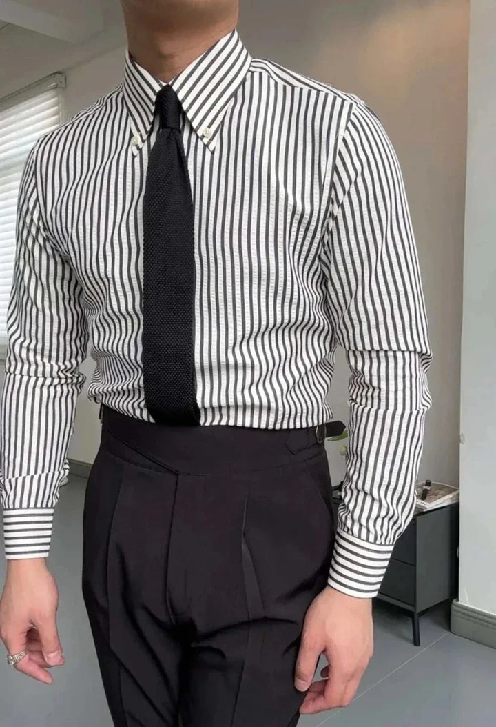 Chemise formelle rayée à manches longues