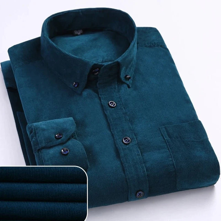 Chemise en velours côtelé coupe droite