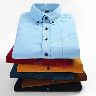 Chemise en velours côtelé coupe droite