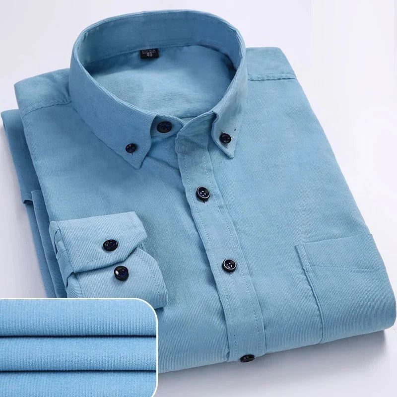 Chemise en velours côtelé coupe droite