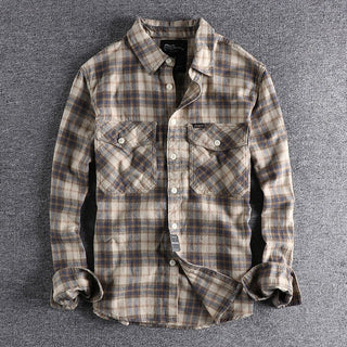 Chemise rétro à carreaux et manches longues