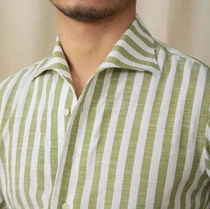 Chemise business blanche rayée pour l’été