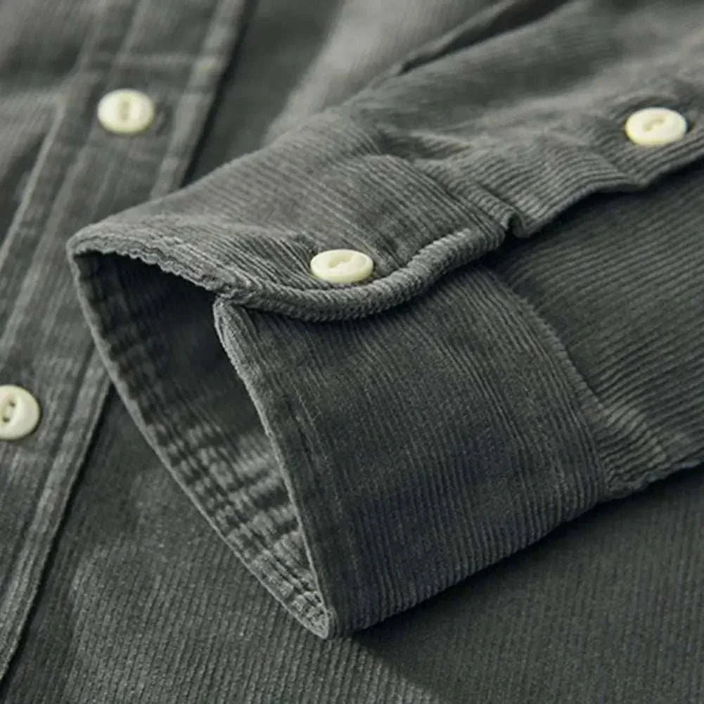 Chemise cargo en velours côtelé pour le printemps
