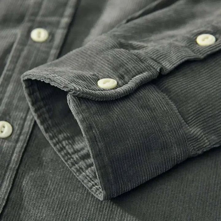 Chemise cargo en velours côtelé pour le printemps