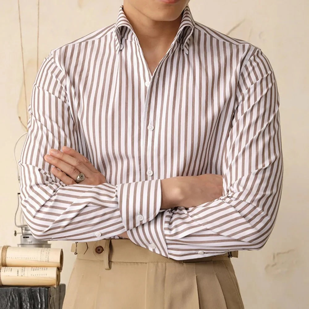 Chemise italienne rayée en coton pour le bureau