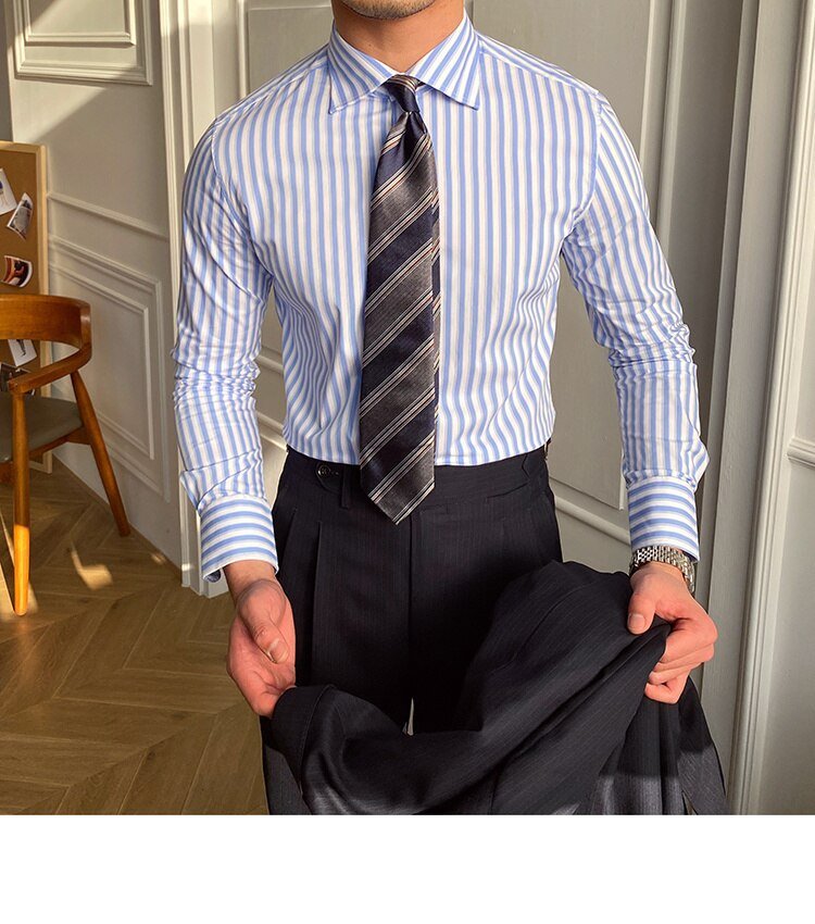 Chemise italienne bleue à rayures