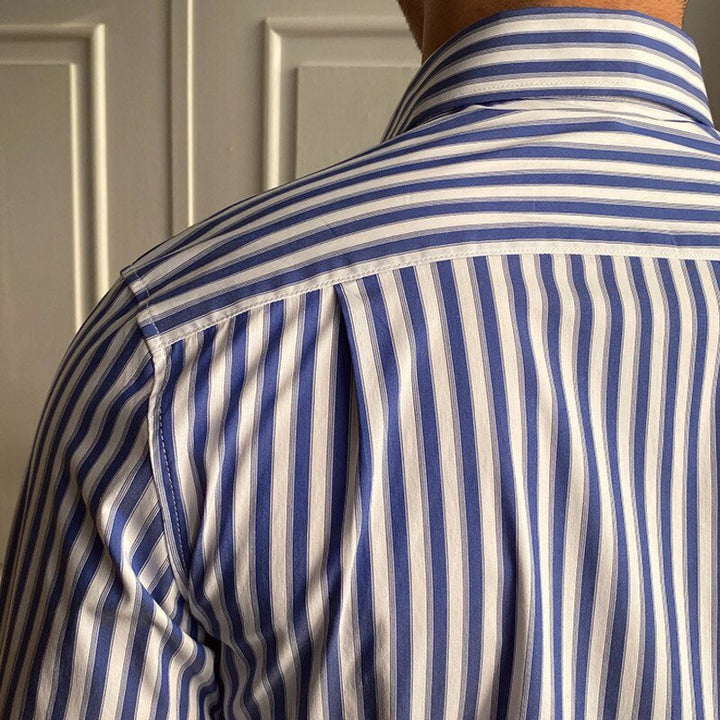 Chemise italienne bleue à rayures