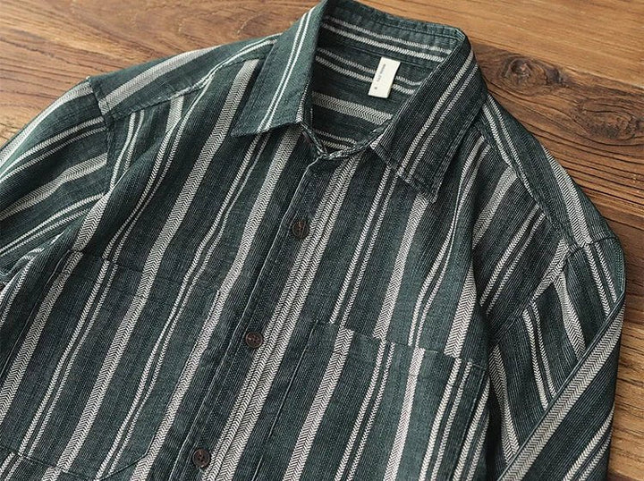 Chemise japonaise rayée en velours côtelé à doubles poches