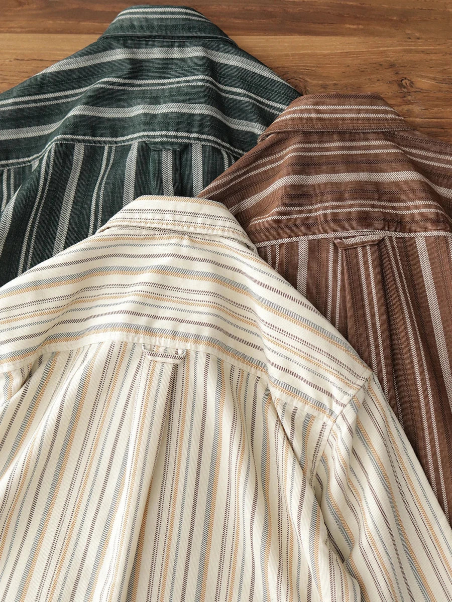 Chemise japonaise rayée en velours côtelé à doubles poches