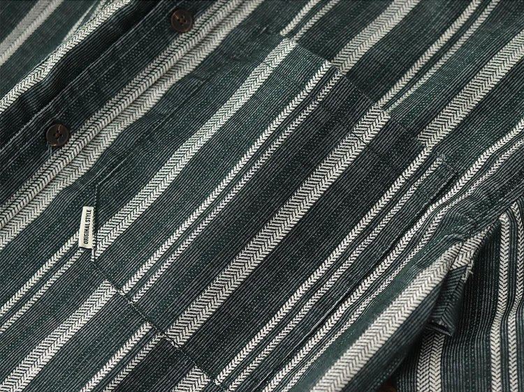 Chemise japonaise rayée en velours côtelé à doubles poches