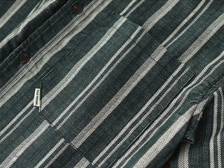 Chemise japonaise rayée en velours côtelé à doubles poches