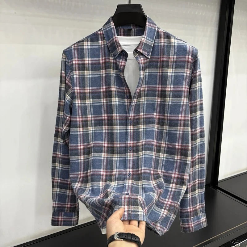 Chemise en flanelle à carreaux et manches longues