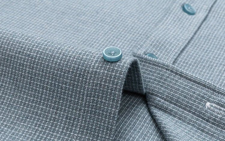 Chemise en coton à microcarreaux et boutons