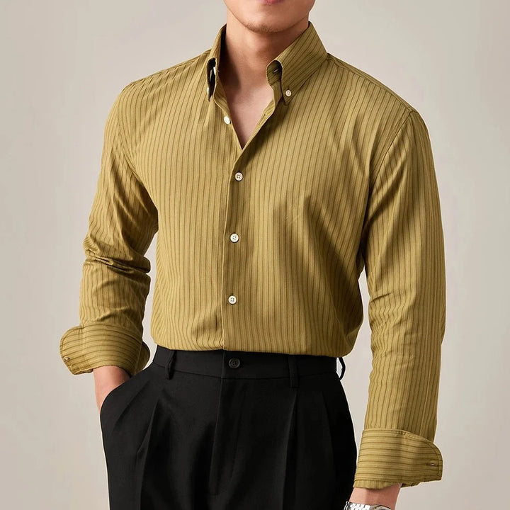 Chemise formelle business à rayures