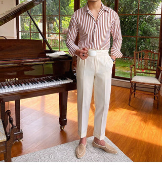 Chemise formelle rayée pour le bureau