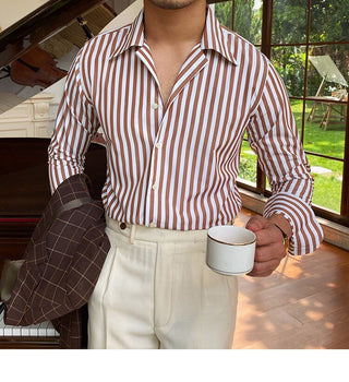 Chemise formelle rayée pour le bureau
