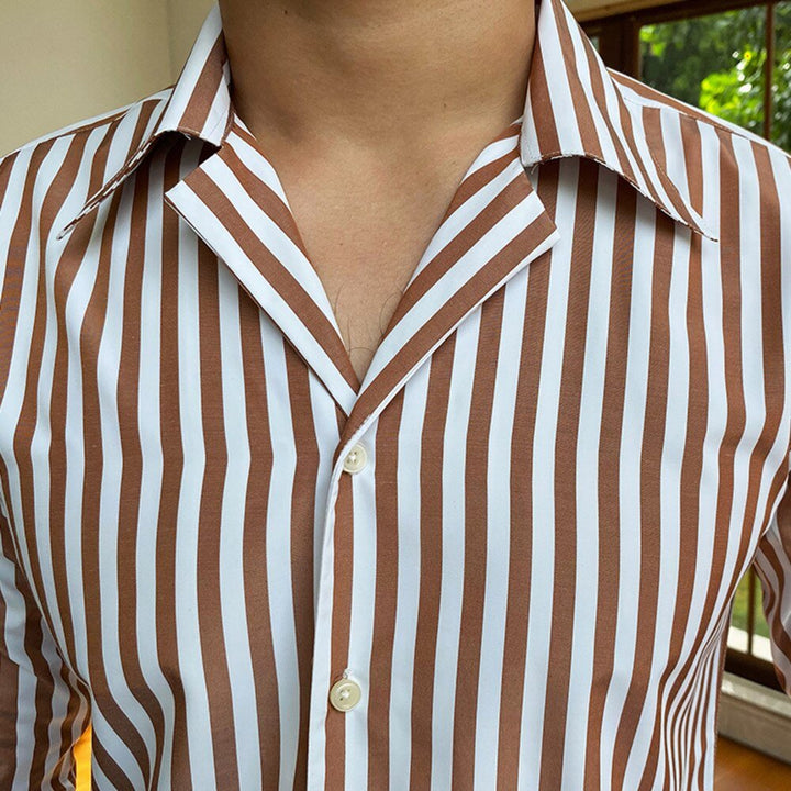 Chemise formelle rayée pour le bureau