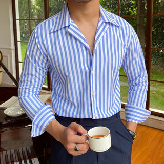 Chemise formelle rayée pour le bureau