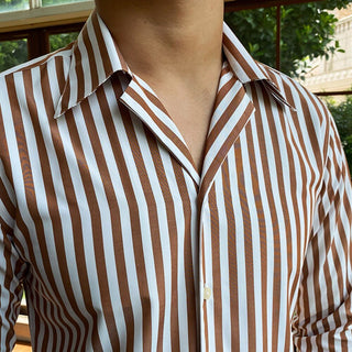 Chemise formelle rayée pour le bureau