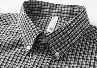 Chemise à microcarreaux et col pointu