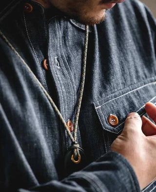 Chemise rétro unie en denim à manches longues