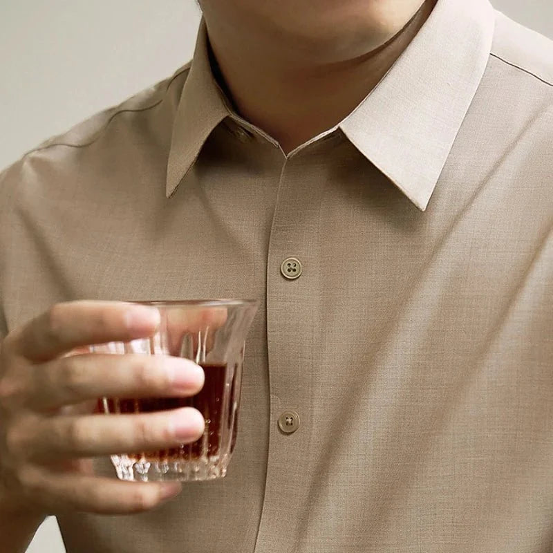 Chemise chic décontractée pour le bureau