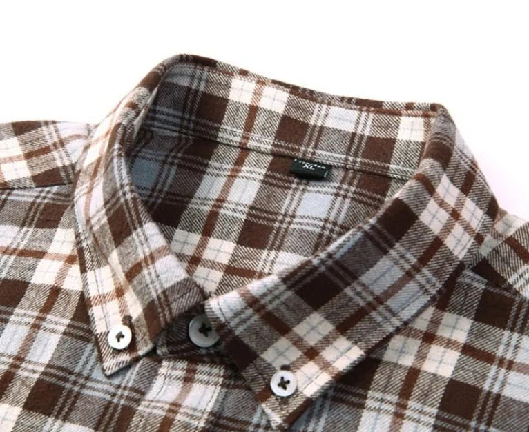 Chemise décontractée à carreaux noir et blanc