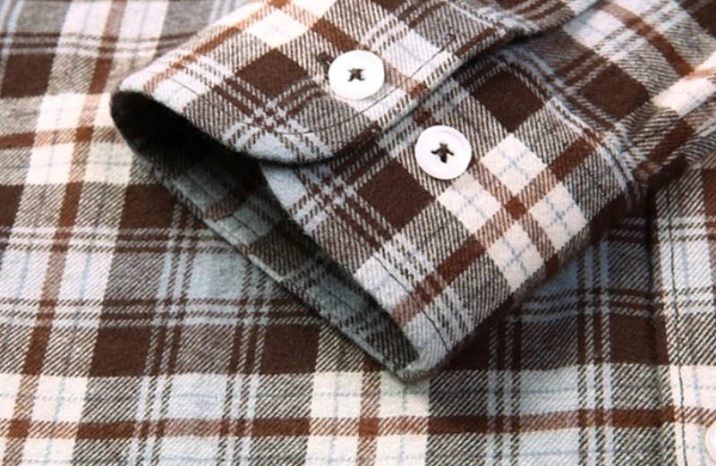 Chemise décontractée à carreaux noir et blanc