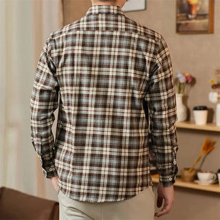 Chemise décontractée à carreaux noir et blanc