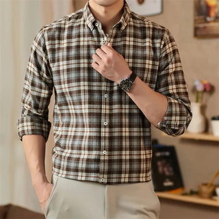Chemise décontractée à carreaux noir et blanc