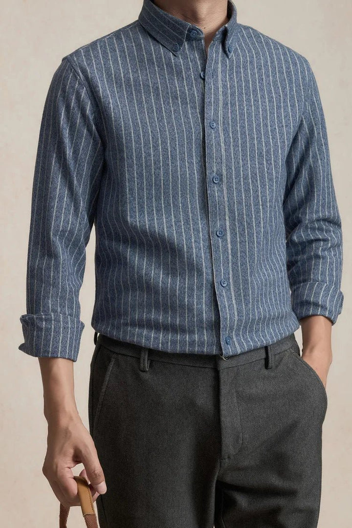Chemise habillée rayée pour le bureau