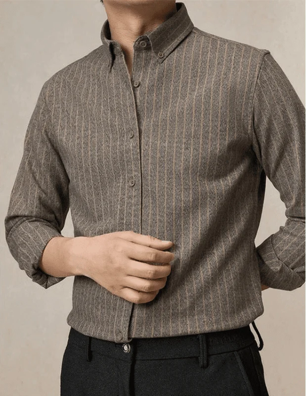 Chemise habillée rayée pour le bureau