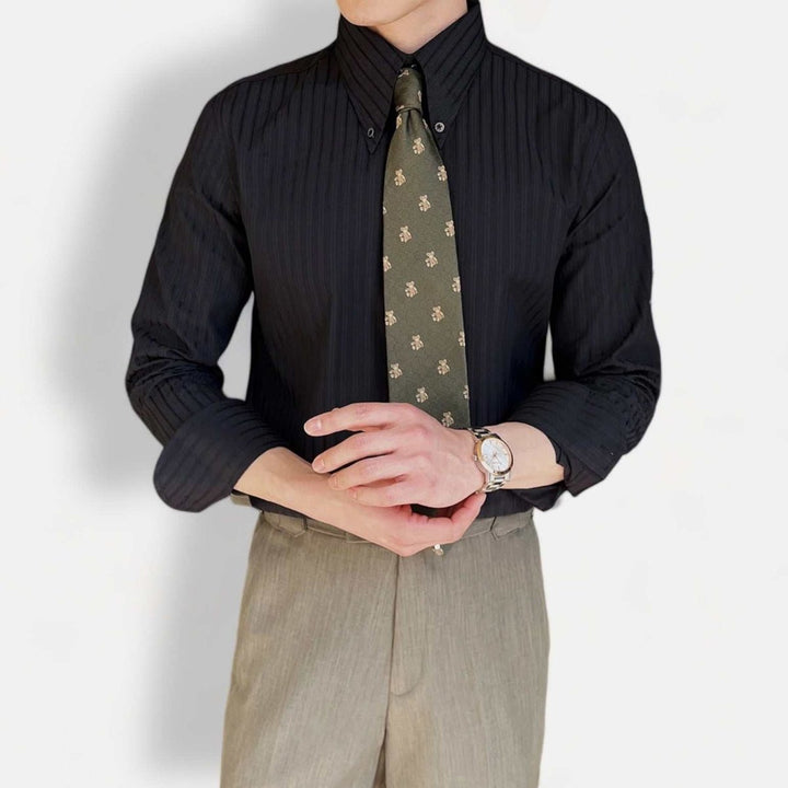Chemise slim fit rayée à col pointu