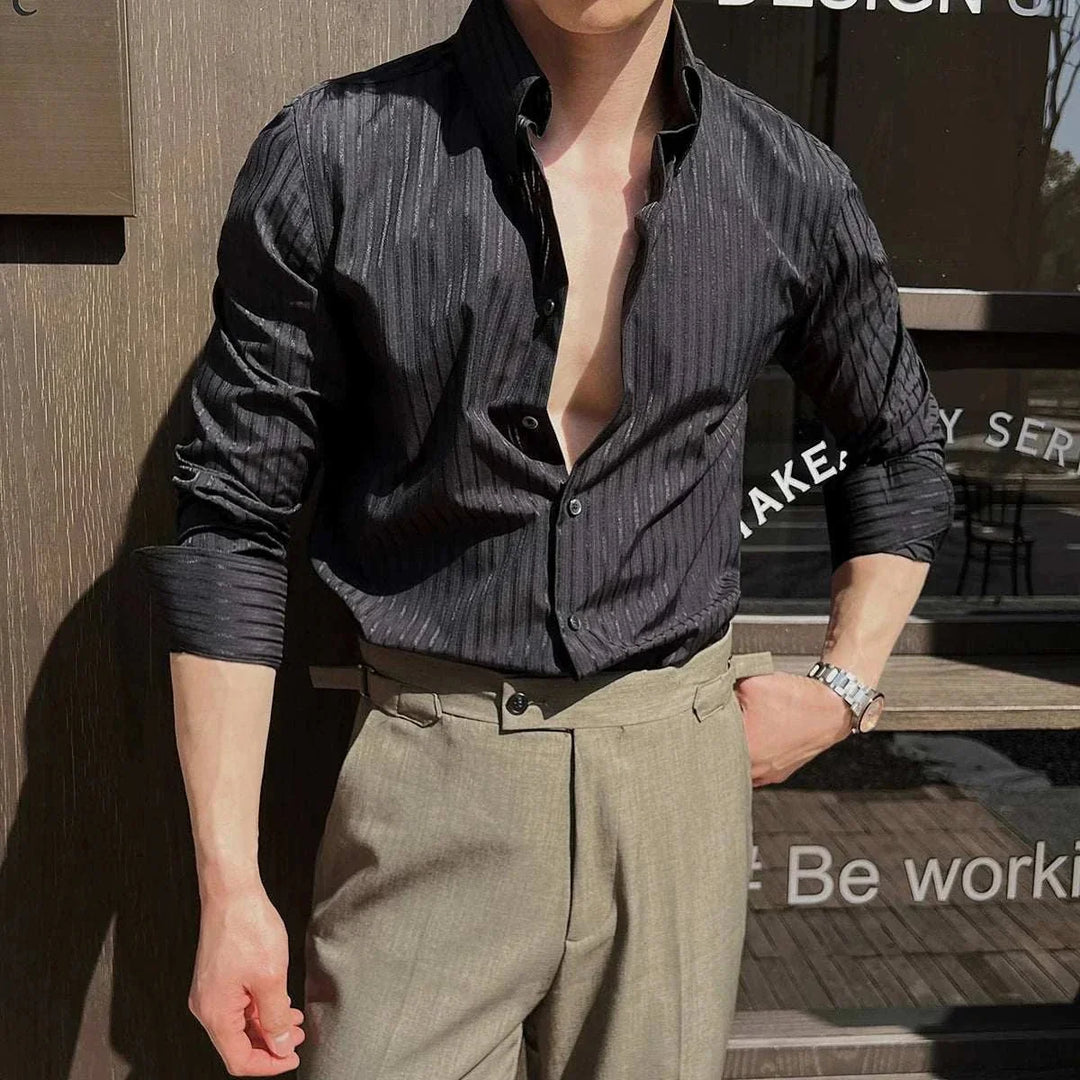 Chemise slim fit rayée à col pointu