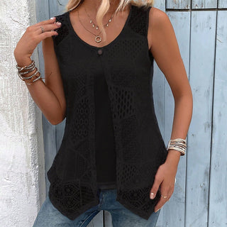 Gilet femme sans manches au crochet ajouré avec bouton