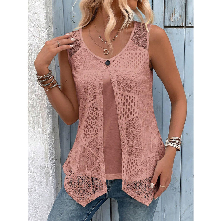 Gilet femme sans manches au crochet ajouré avec bouton
