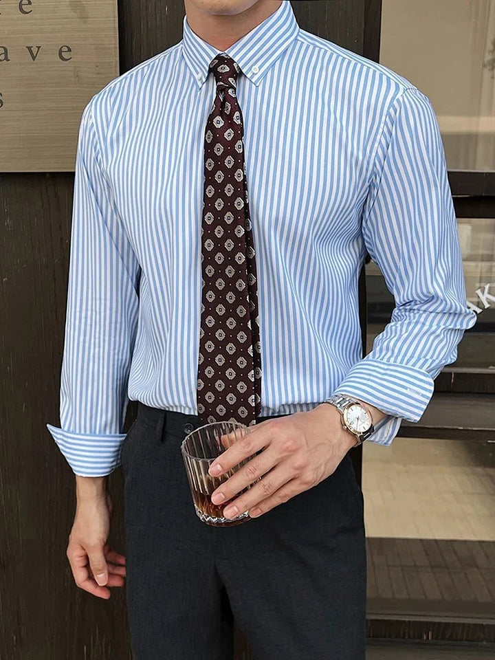 Chemise business élégante à rayures