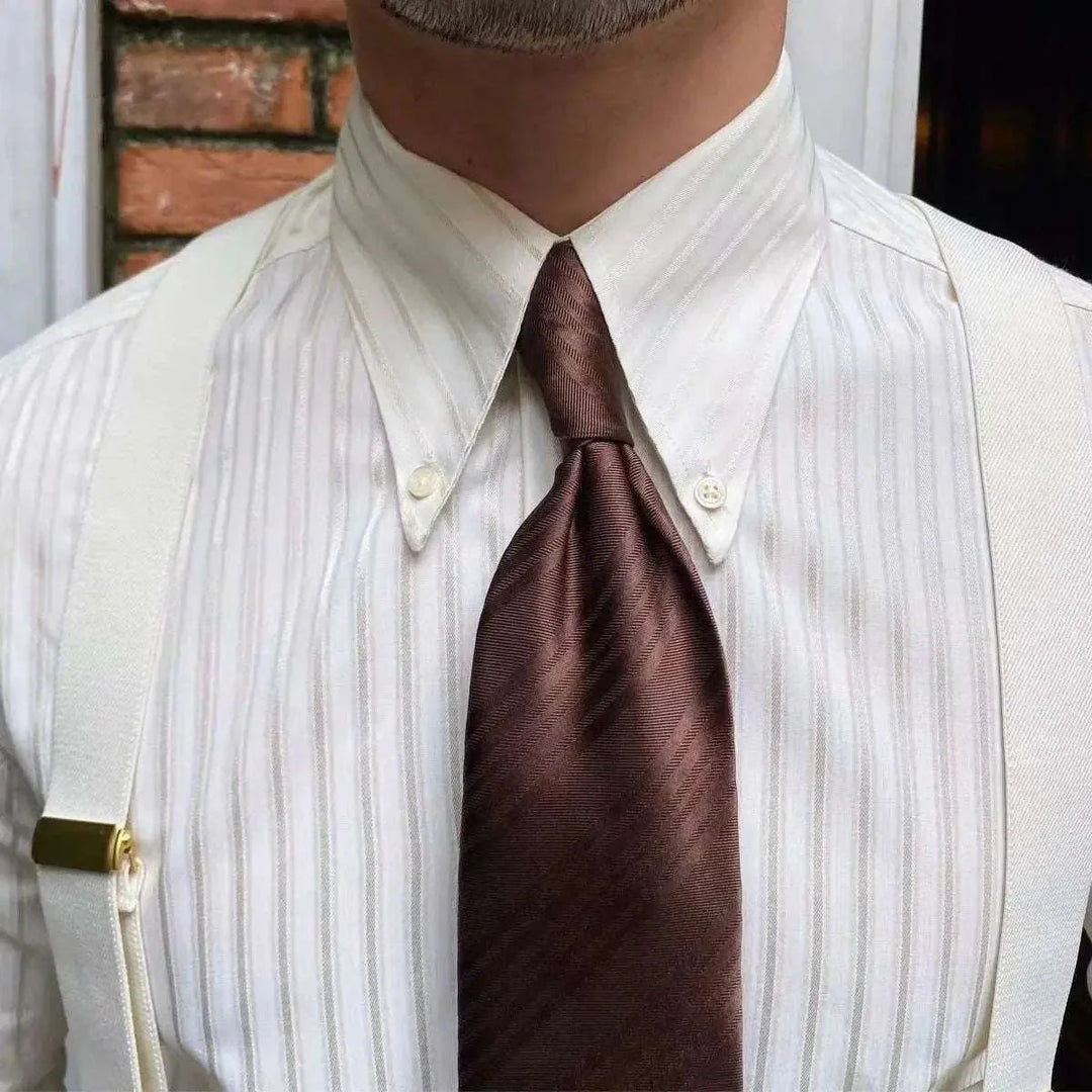 Chemise anglaise rayée pour le printemps
