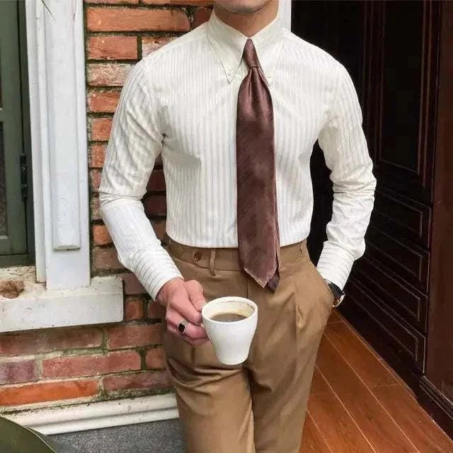 Chemise anglaise rayée pour le printemps