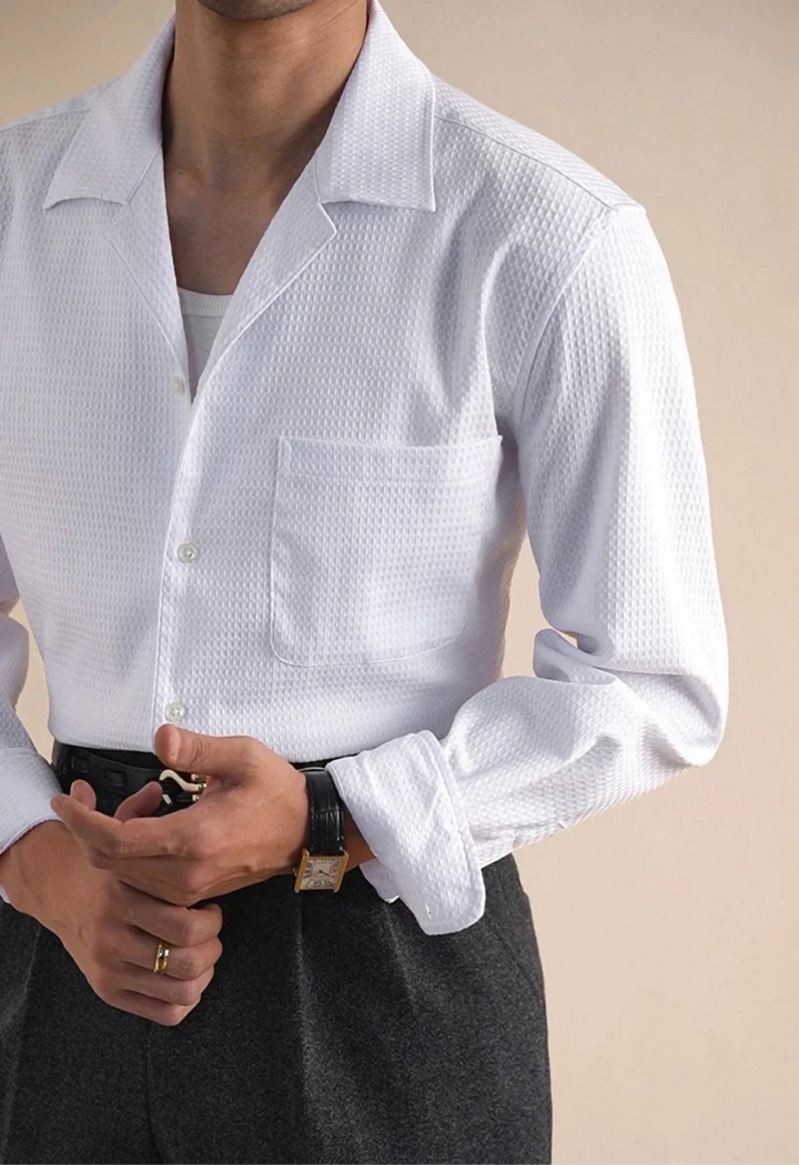 Chemise classique à col ajusté