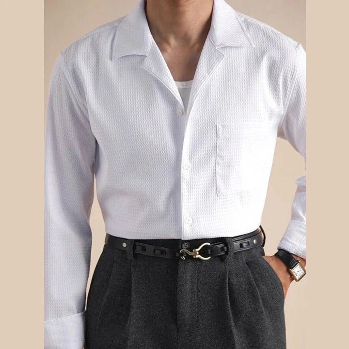 Chemise classique à col ajusté