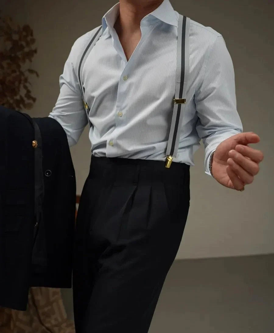 Chemise ajustée à revers pour le bureau et les soirées