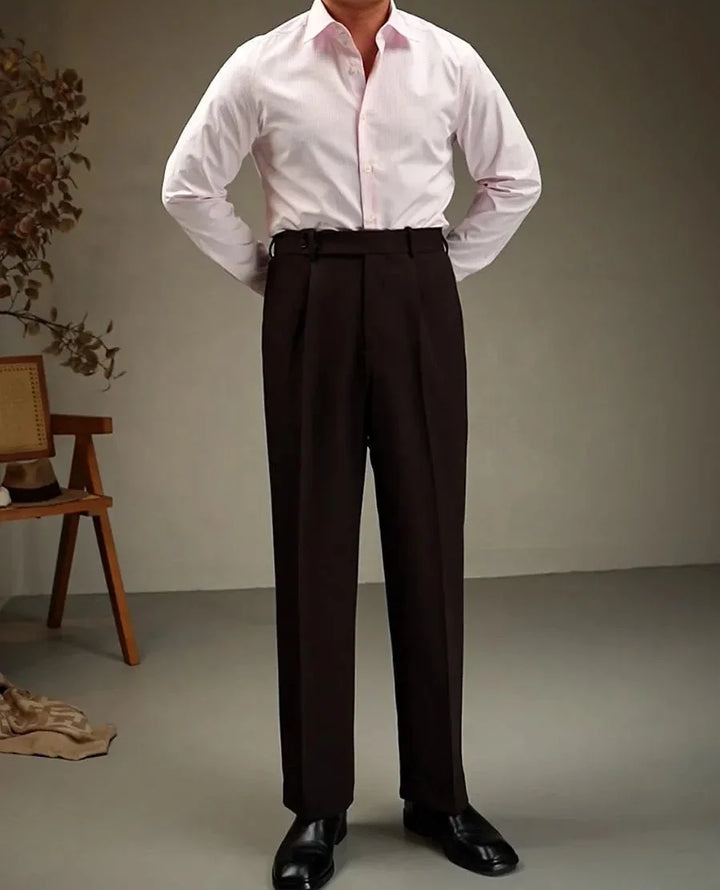 Chemise ajustée à revers pour le bureau et les soirées
