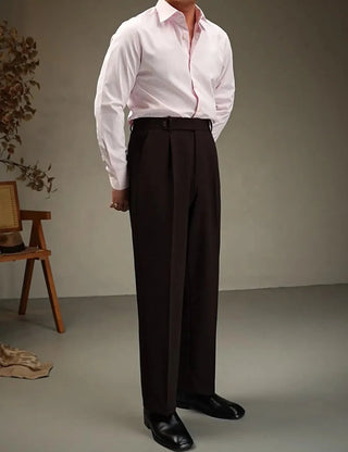 Chemise ajustée à revers pour le bureau et les soirées