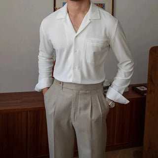 Chemise à col rabattu